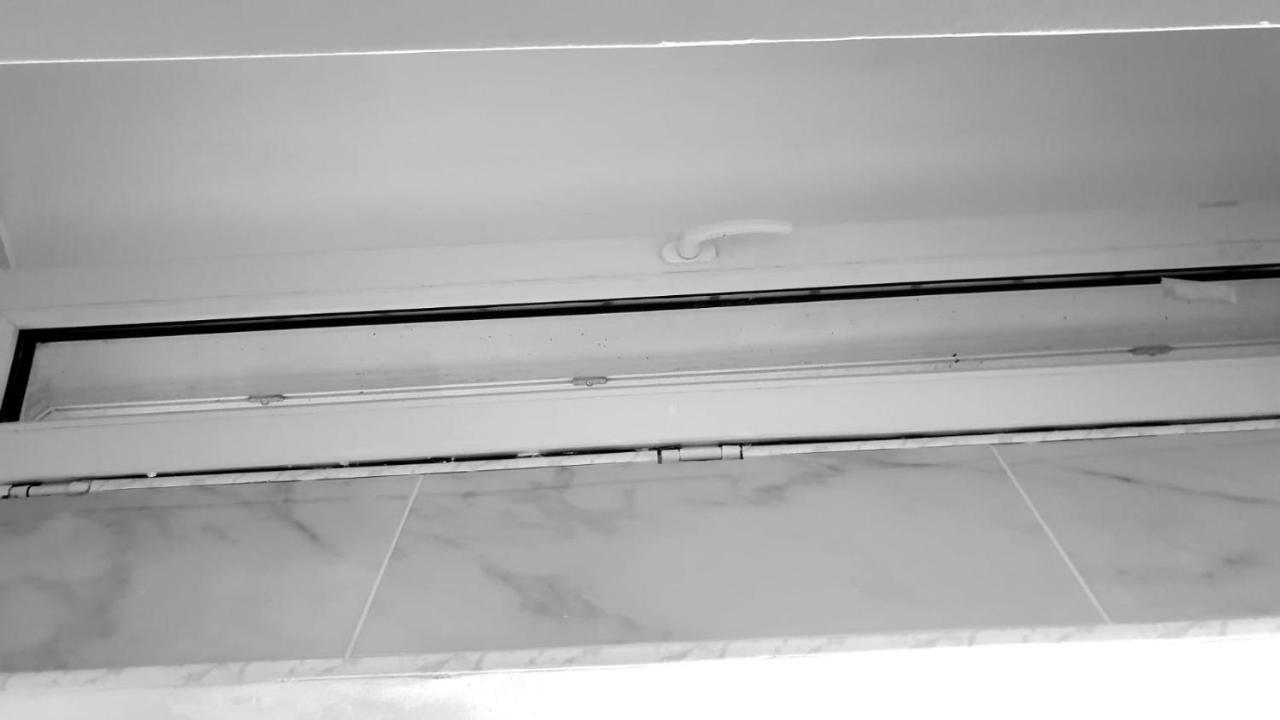 Jolie Appartement Avec 2 Chambres Partagees パリ エクステリア 写真