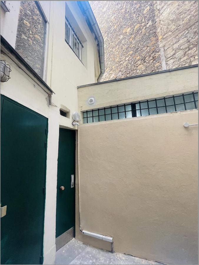 Jolie Appartement Avec 2 Chambres Partagees パリ エクステリア 写真